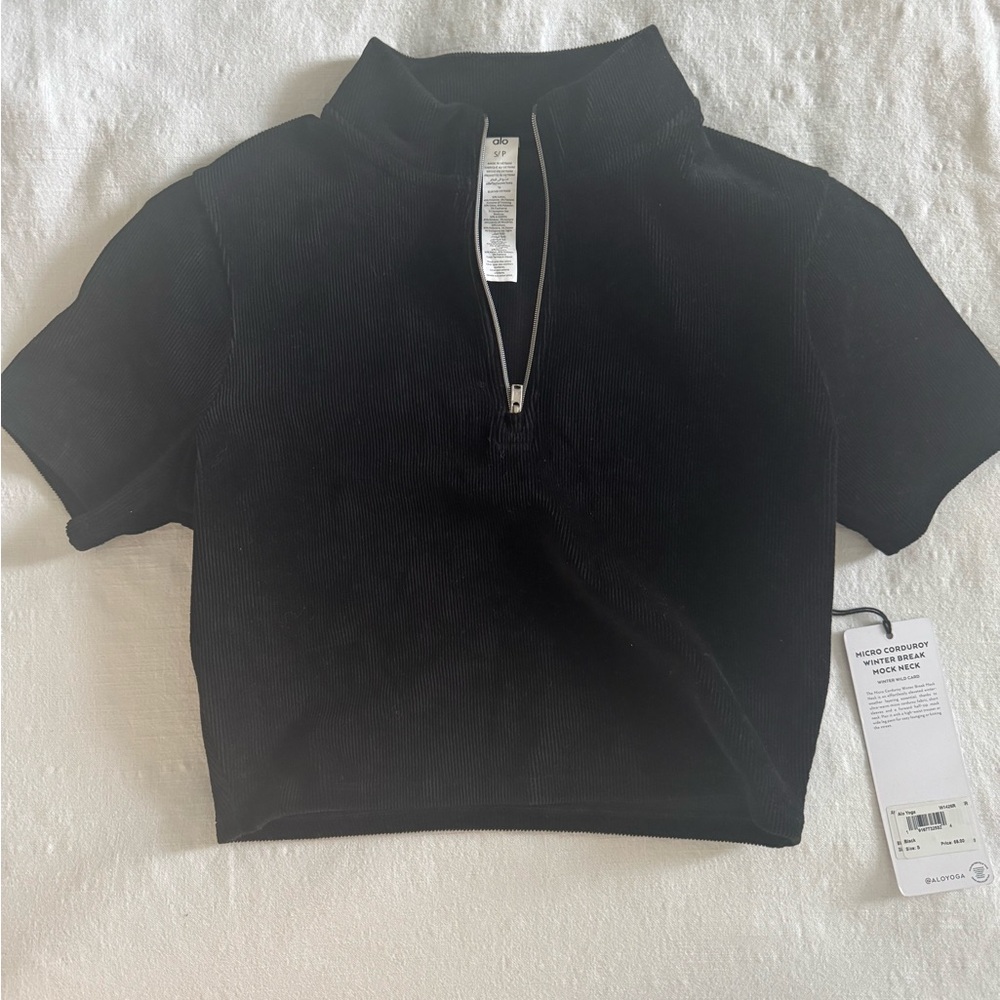 ALO Yoga Black Fitted Crop Polo T-Shirt
